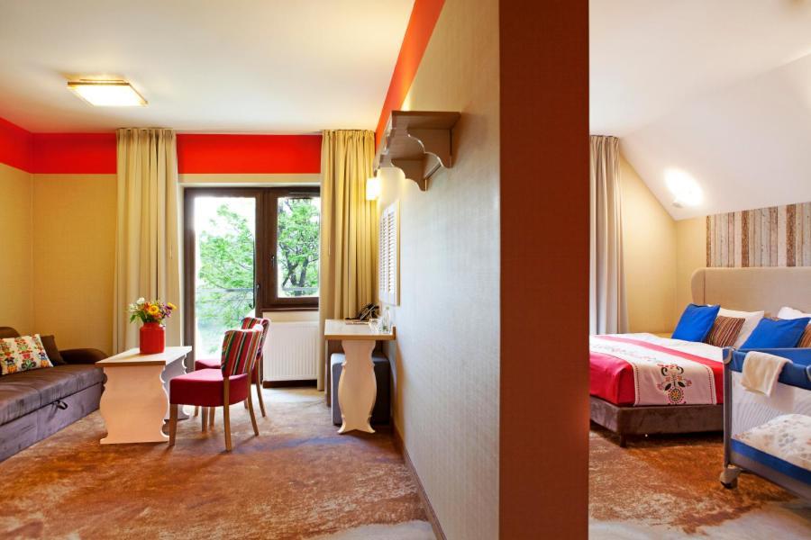Hotel Piwniczna Spa&Conference Екстериор снимка
